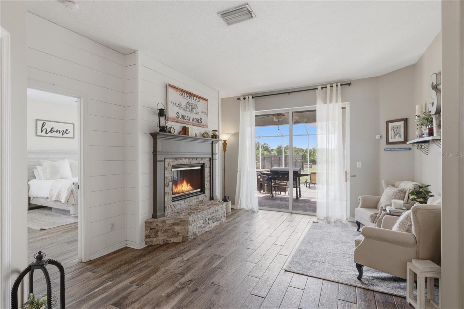 Listing photo id 21 for 26920 Brandiff Road E