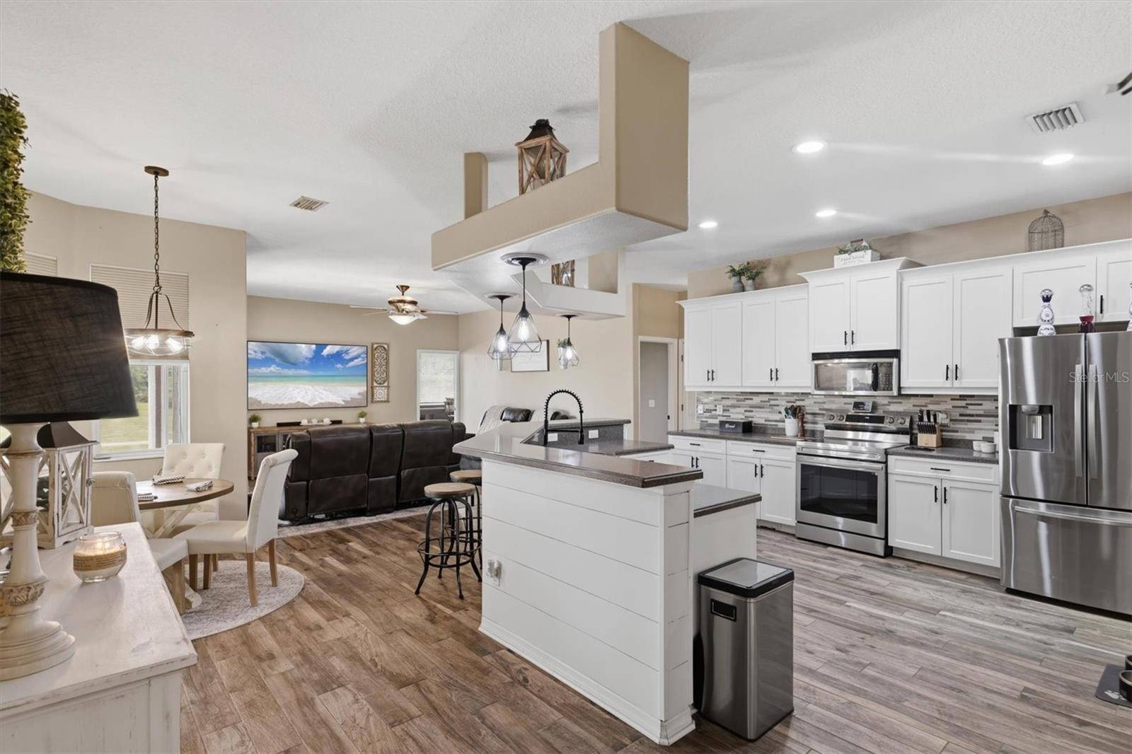 Listing photo id 22 for 26920 Brandiff Road E