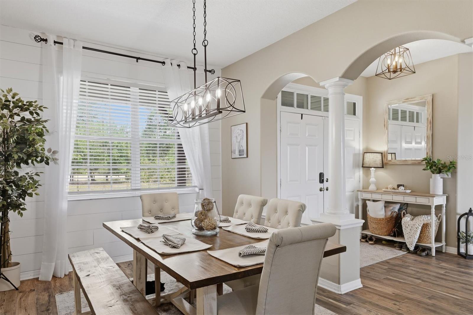 Listing photo id 26 for 26920 Brandiff Road E