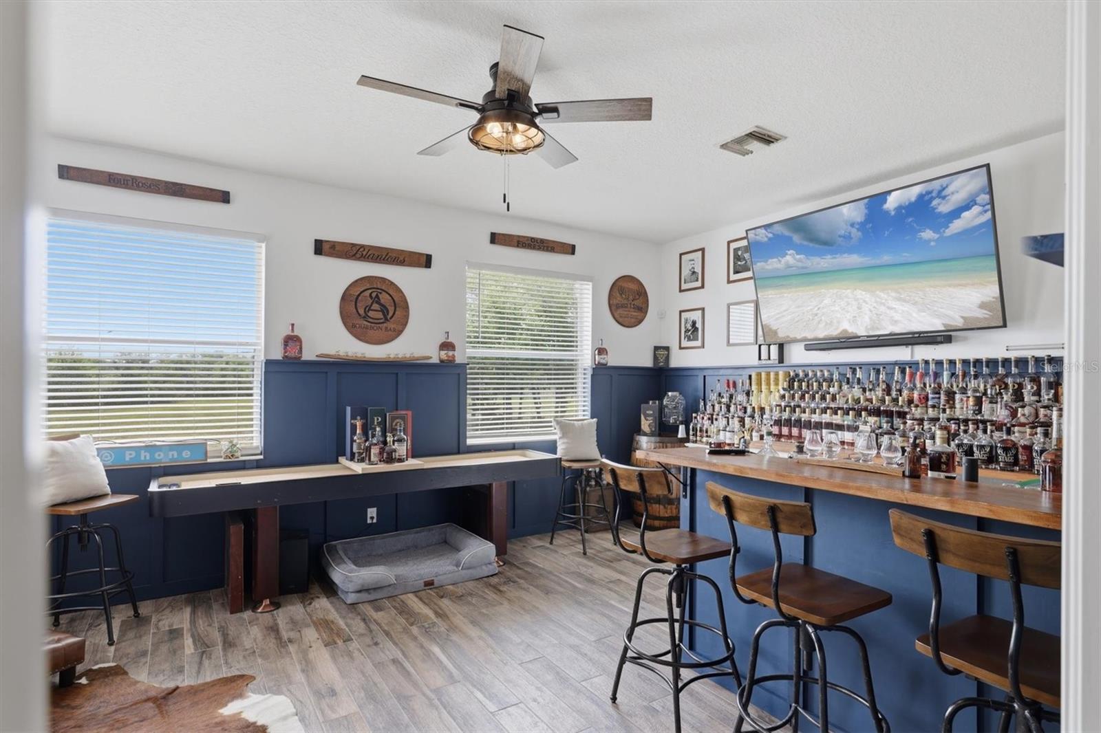 Listing photo id 31 for 26920 Brandiff Road E