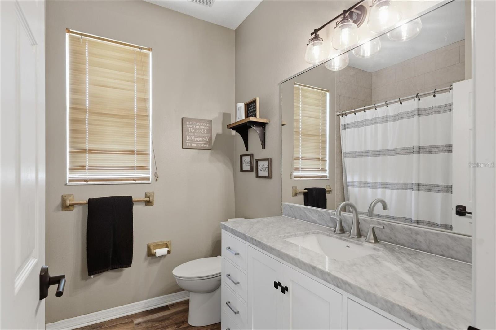 Listing photo id 37 for 26920 Brandiff Road E