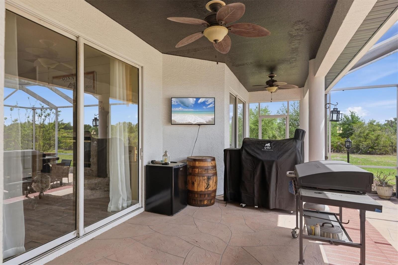 Listing photo id 48 for 26920 Brandiff Road E