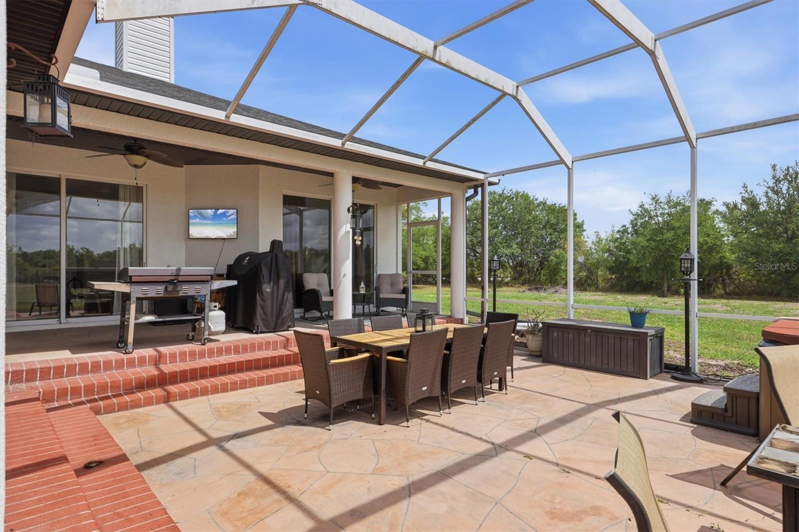 Listing photo id 51 for 26920 Brandiff Road E