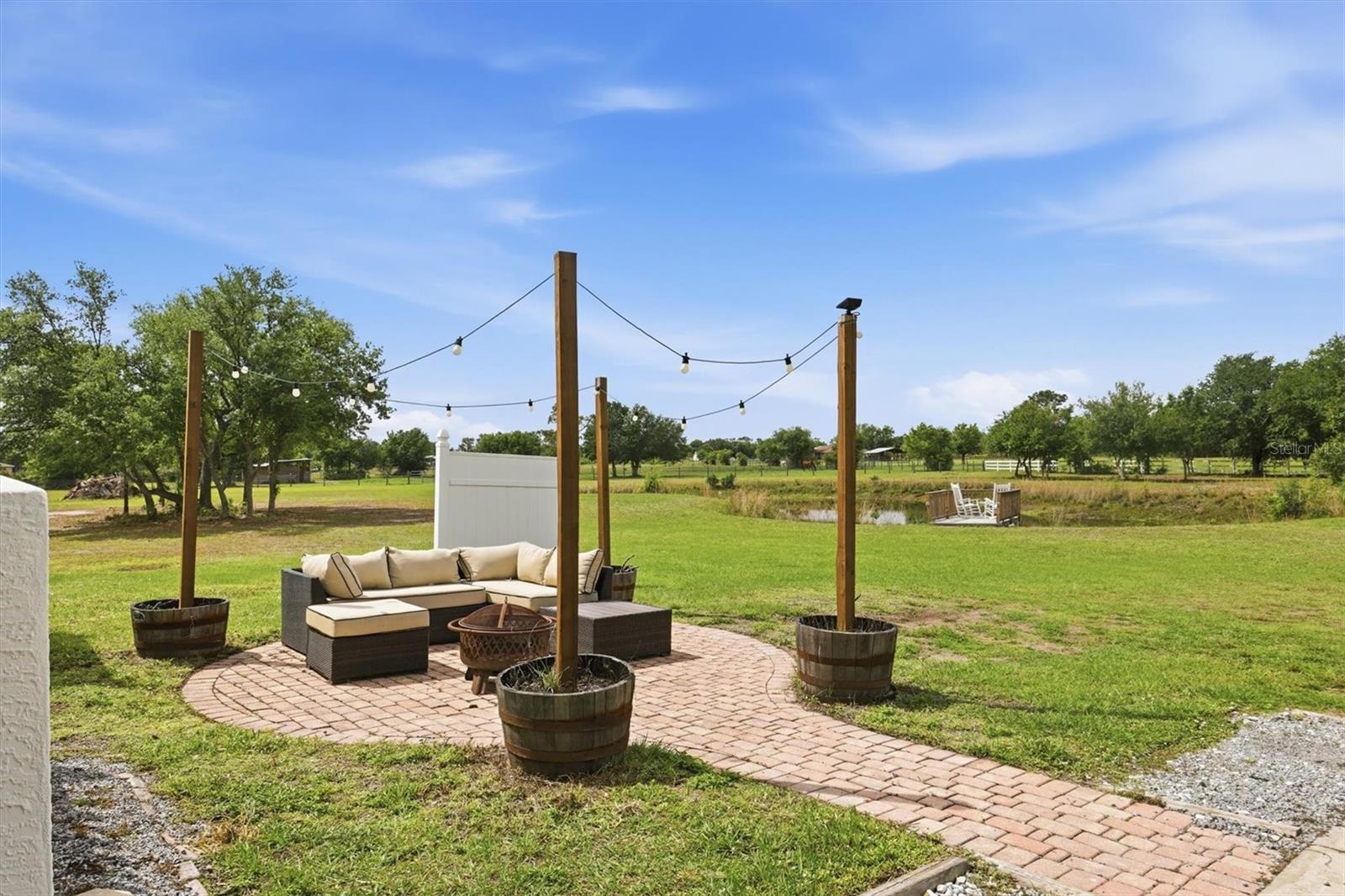 Listing photo id 54 for 26920 Brandiff Road E