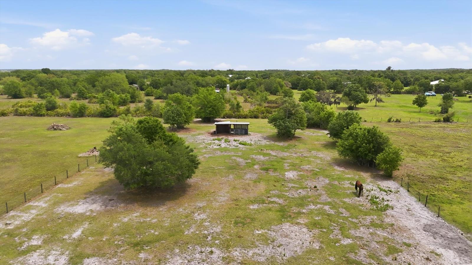 Listing photo id 70 for 26920 Brandiff Road E