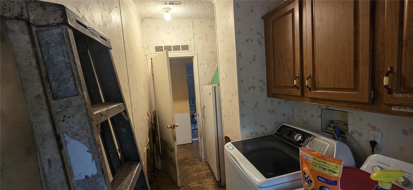 Image 10 of 29 For 1329 18th Way