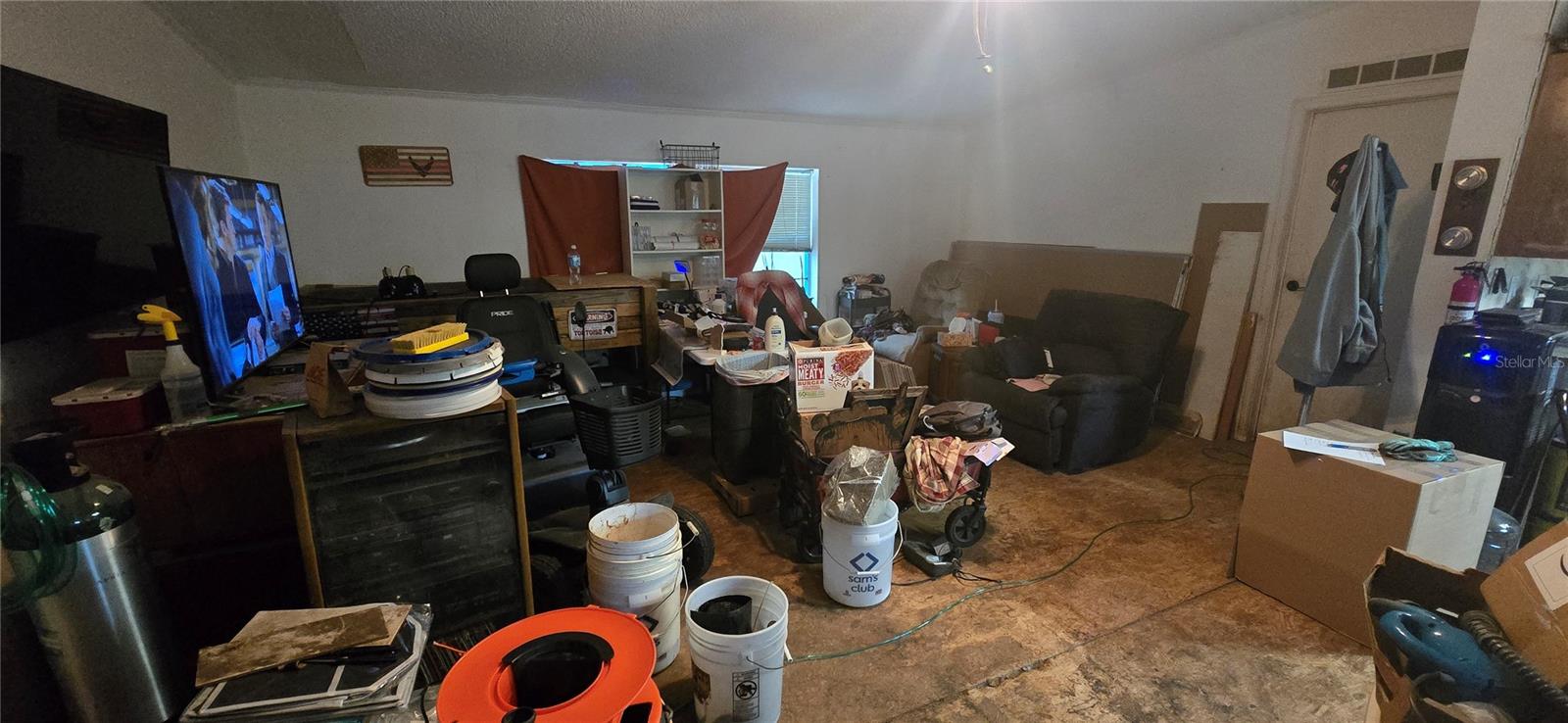 Image 12 of 29 For 1329 18th Way