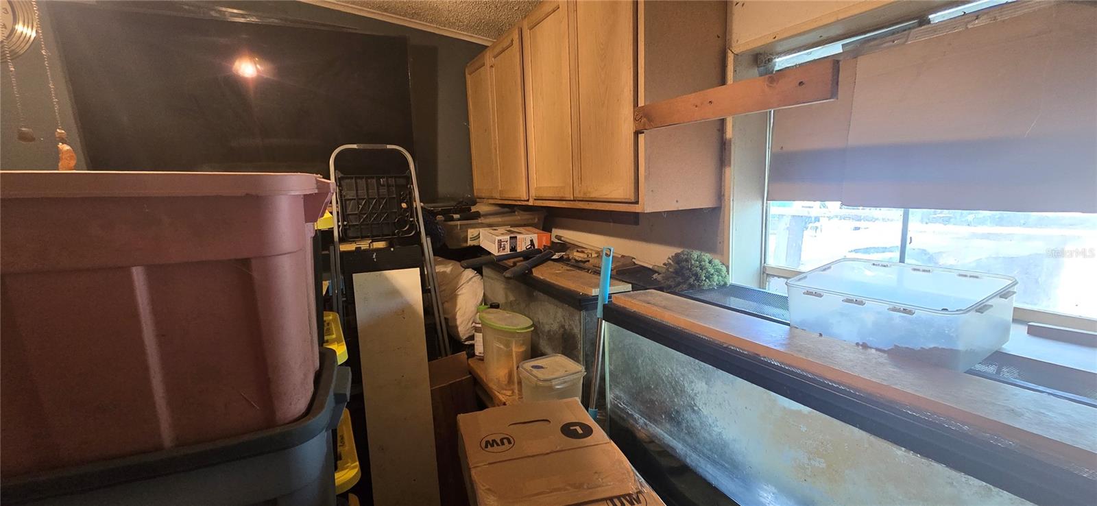 Image 3 of 29 For 1329 18th Way