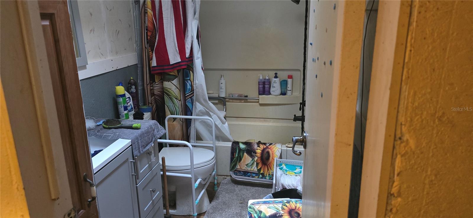 Image 7 of 29 For 1329 18th Way