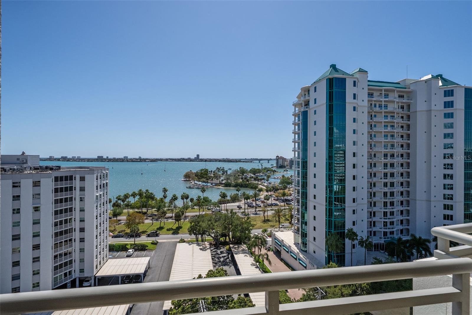 Image 34 of 80 For 401 Palm Avenue 1102