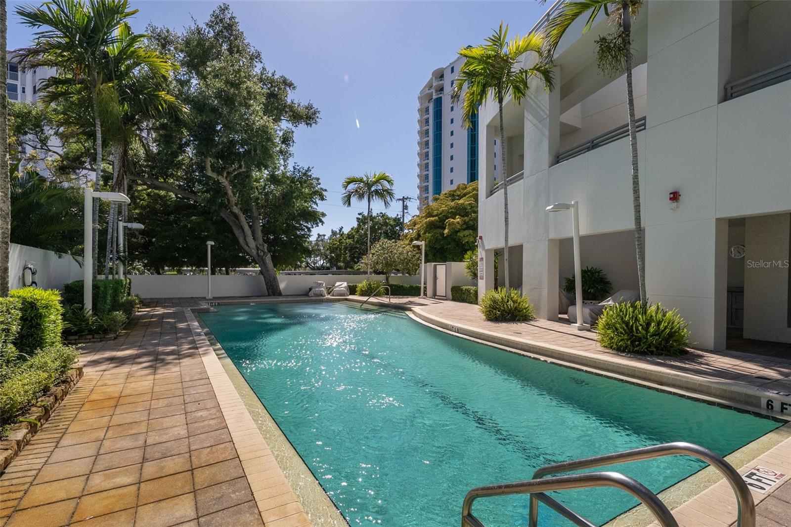 Image 57 of 80 For 401 Palm Avenue 1102