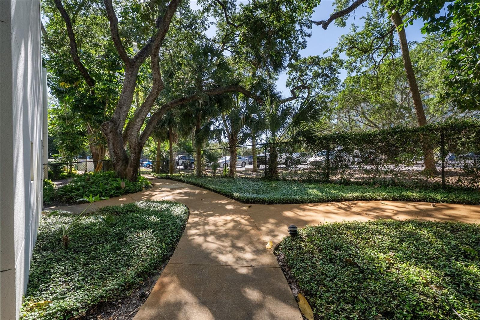 Image 62 of 80 For 401 Palm Avenue 1102