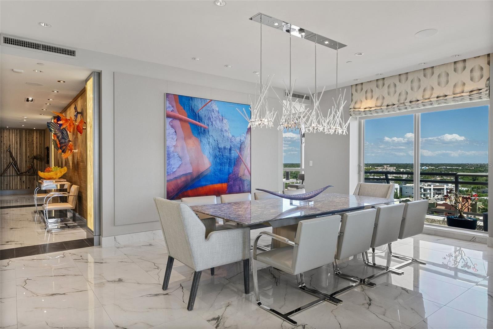 Image 8 of 80 For 401 Palm Avenue 1102