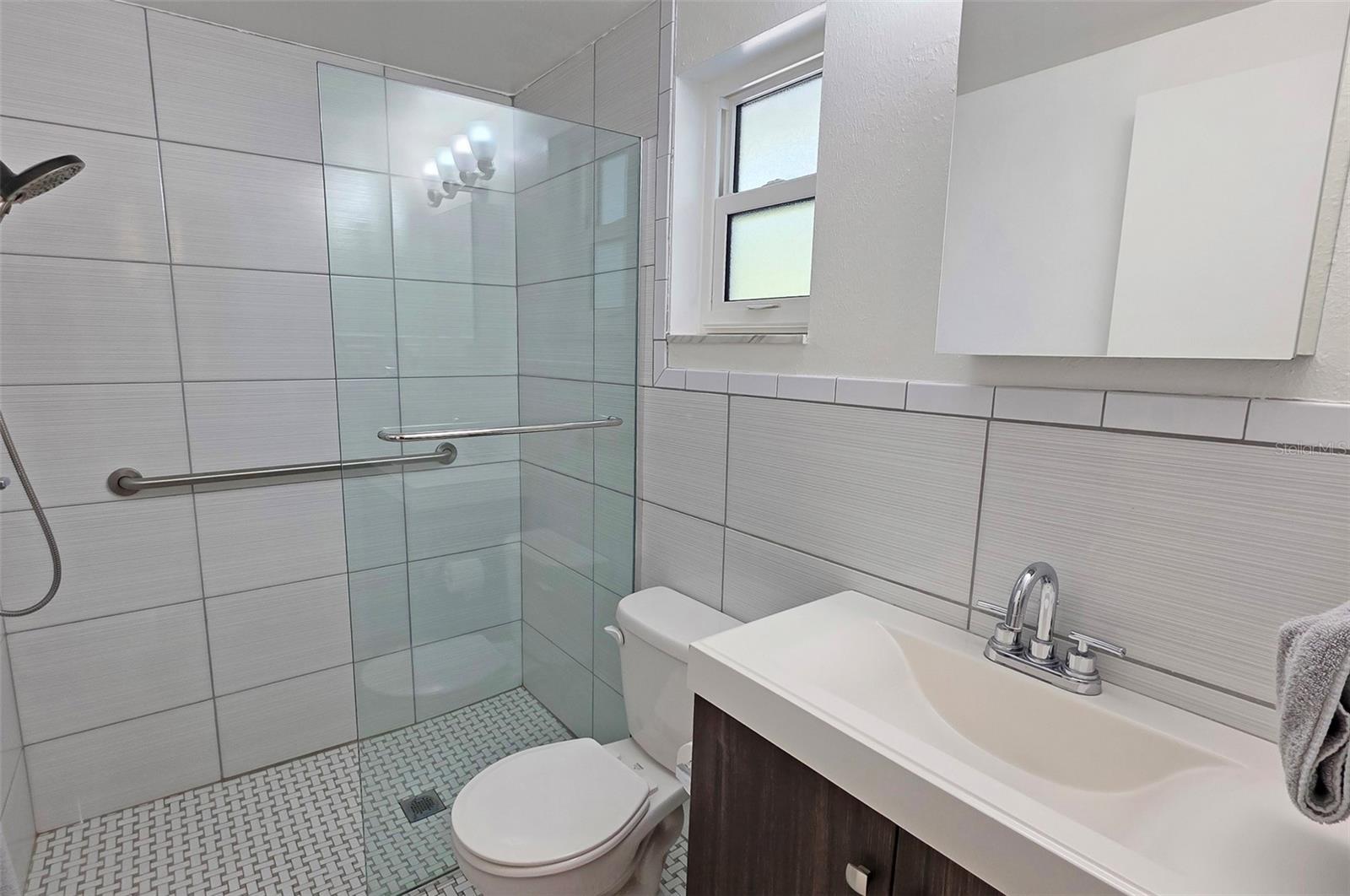 Image 20 of 38 For 3419 Chapel Drive