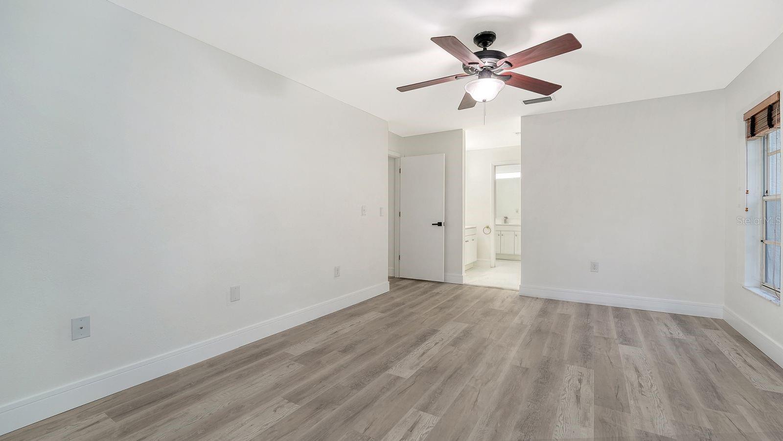 Image 31 of 64 For 4368 Kingston Loop