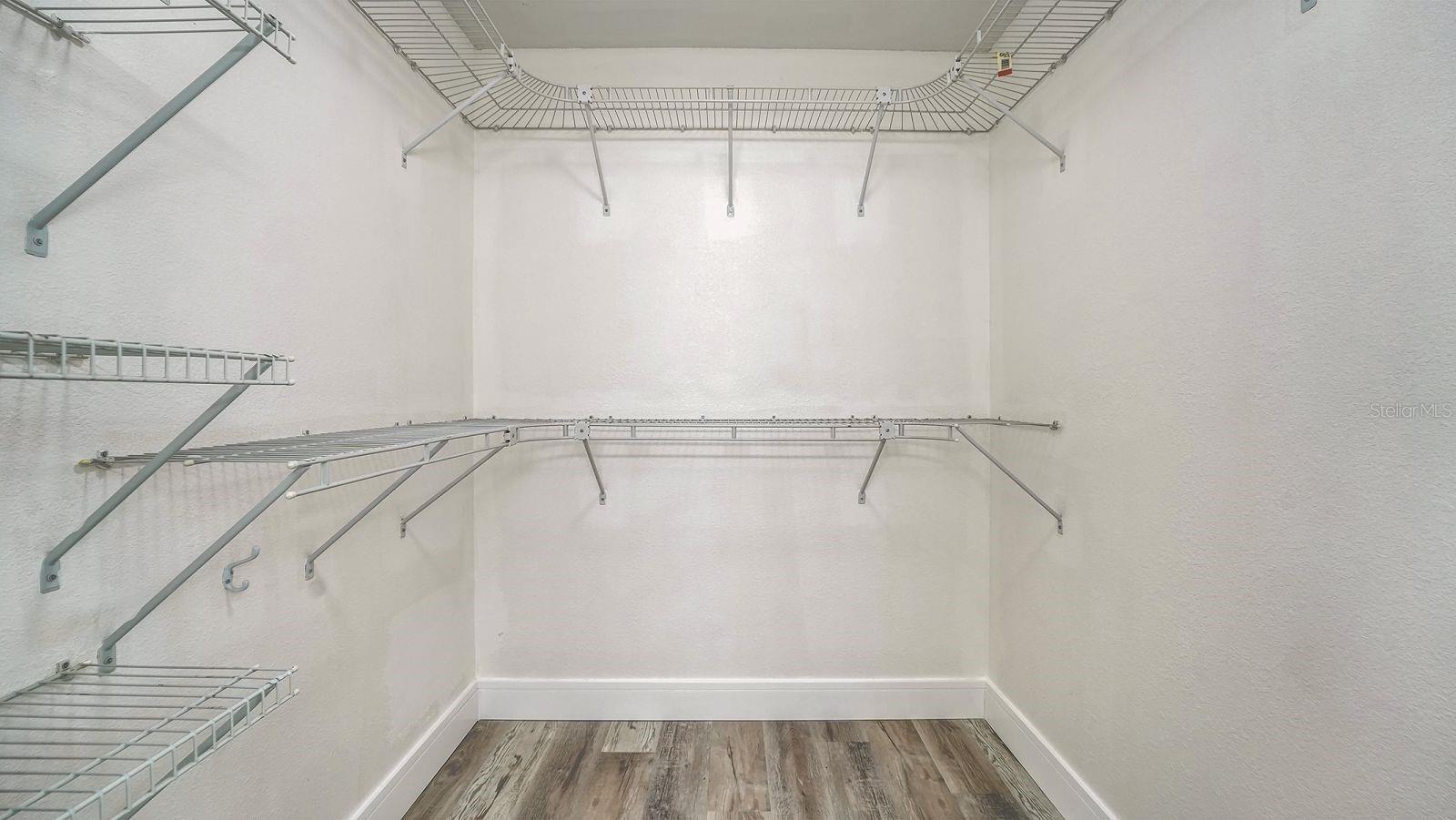 Image 35 of 64 For 4368 Kingston Loop