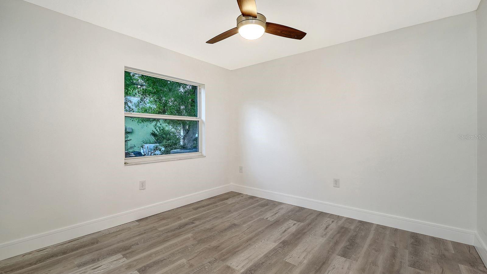 Image 37 of 64 For 4368 Kingston Loop