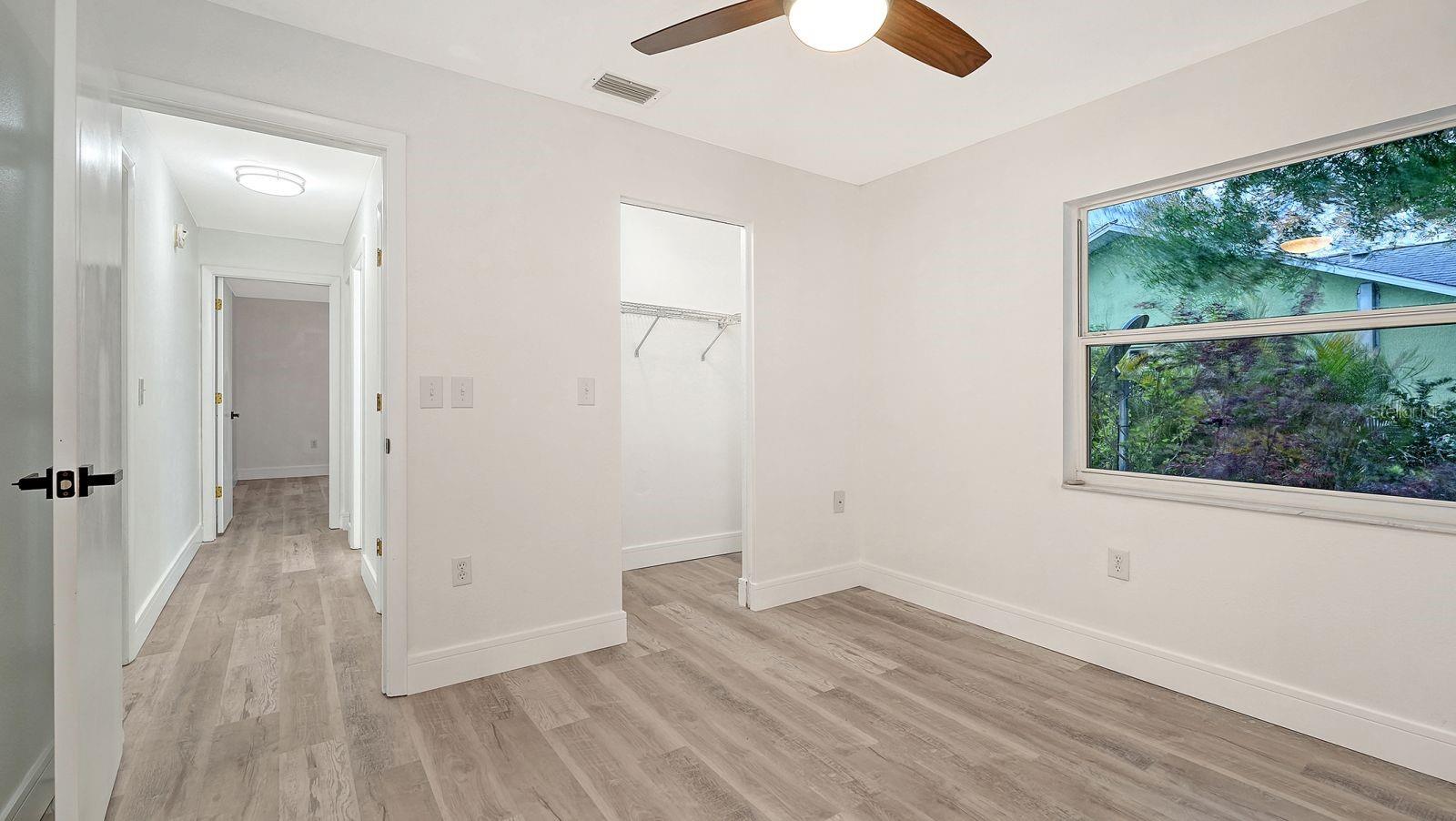 Image 38 of 64 For 4368 Kingston Loop