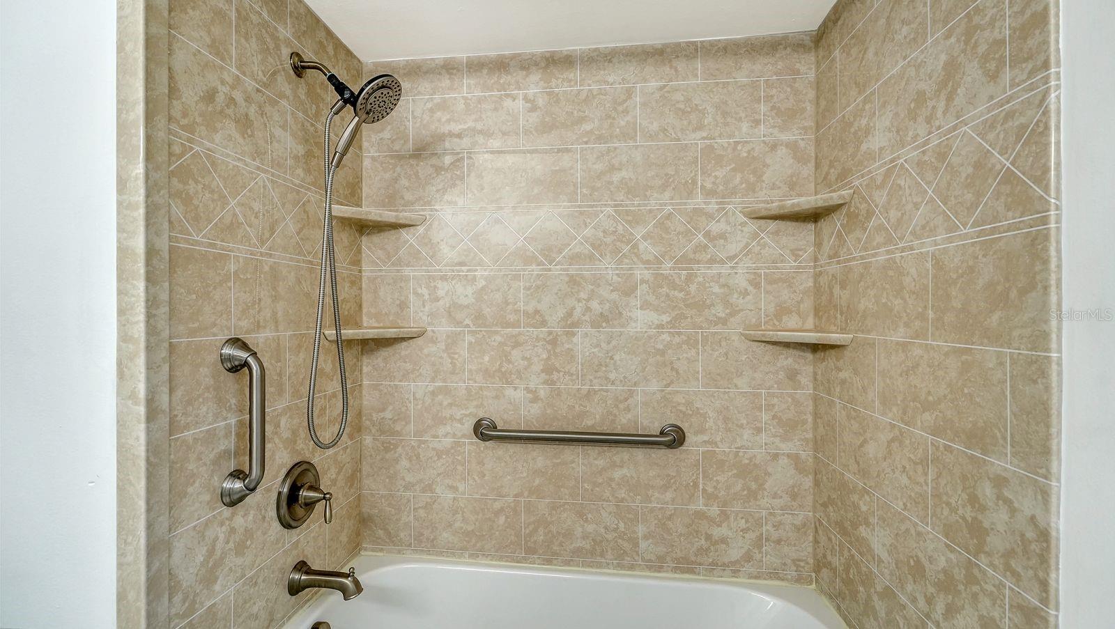 Image 40 of 64 For 4368 Kingston Loop