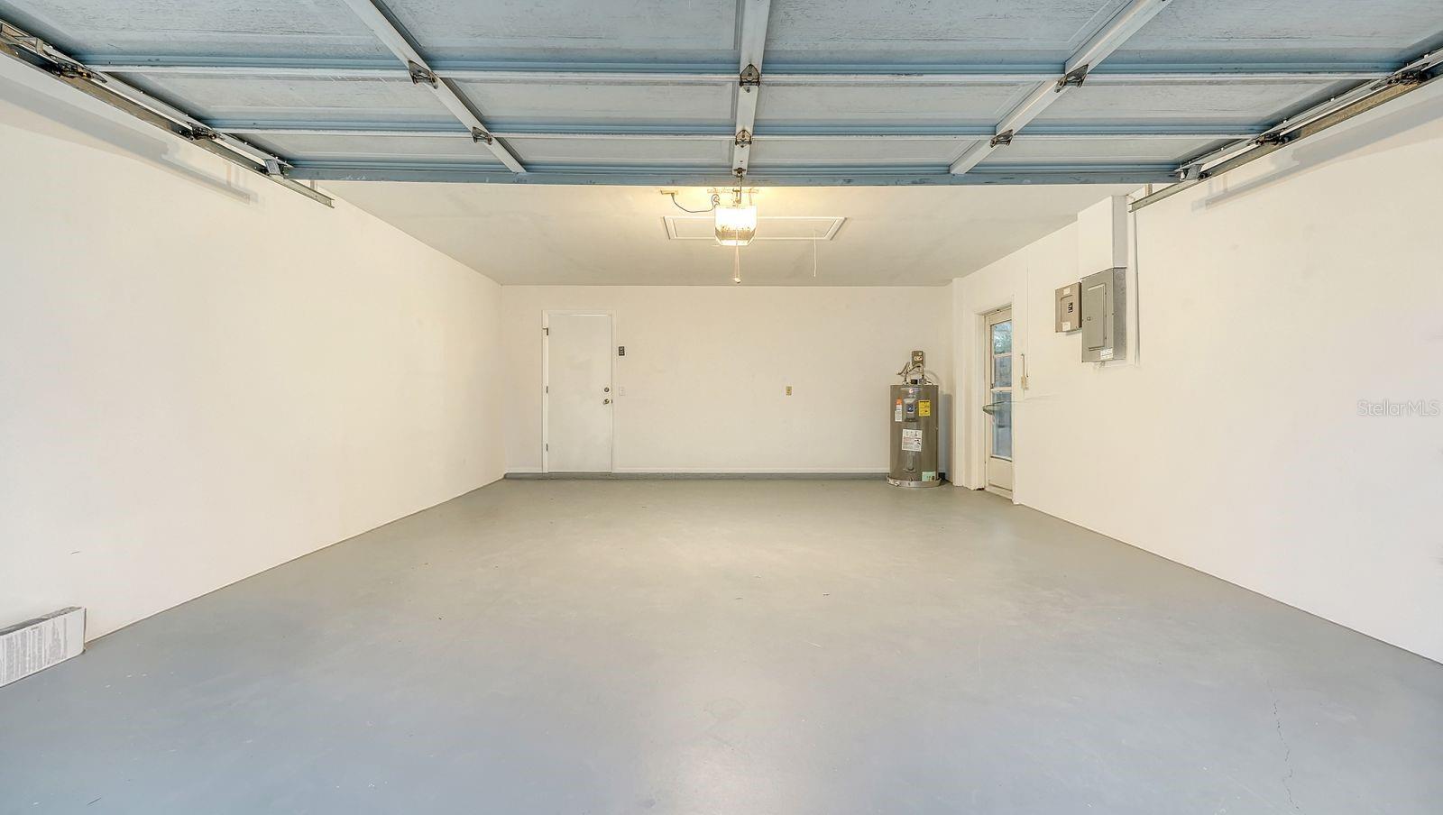 Image 60 of 64 For 4368 Kingston Loop