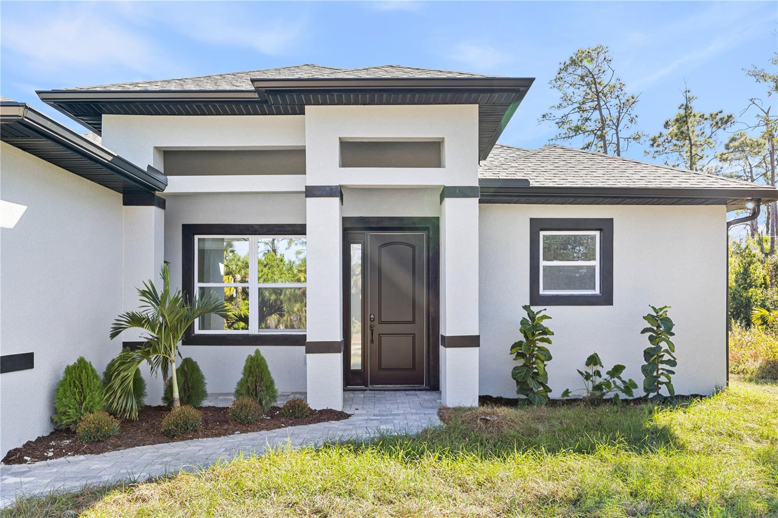 Image 5 of 46 For 15467 Hillsborough Boulevard