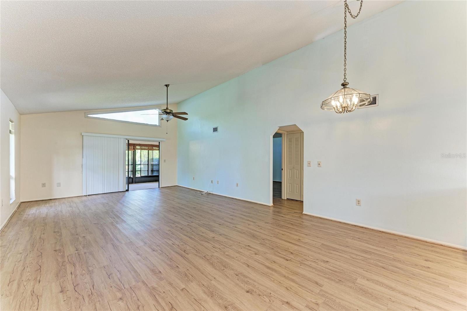 Image 12 of 50 For 5400 34th Street W D11