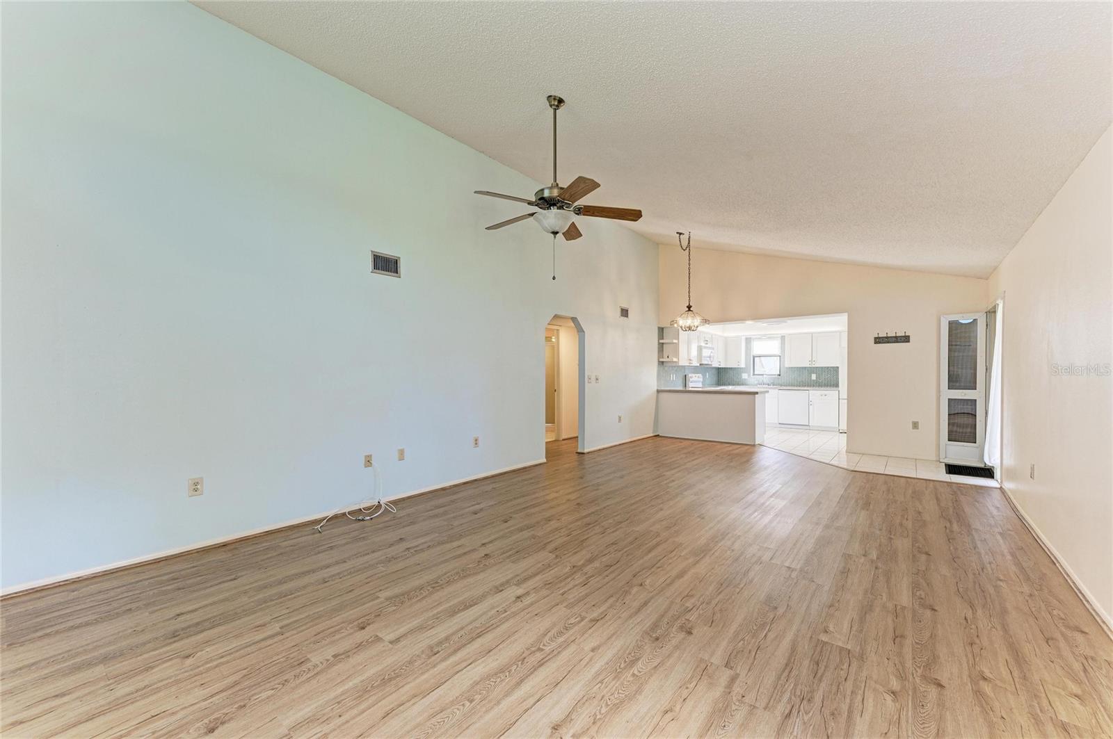 Image 15 of 50 For 5400 34th Street W D11