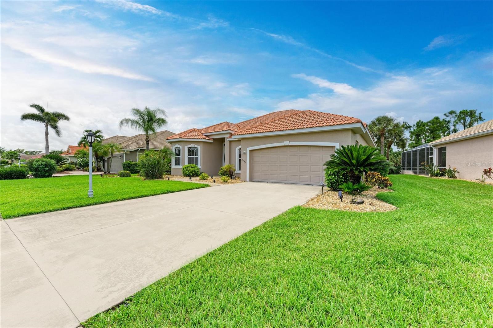 Listing photo id 10 for 2443 Silver Palm Road