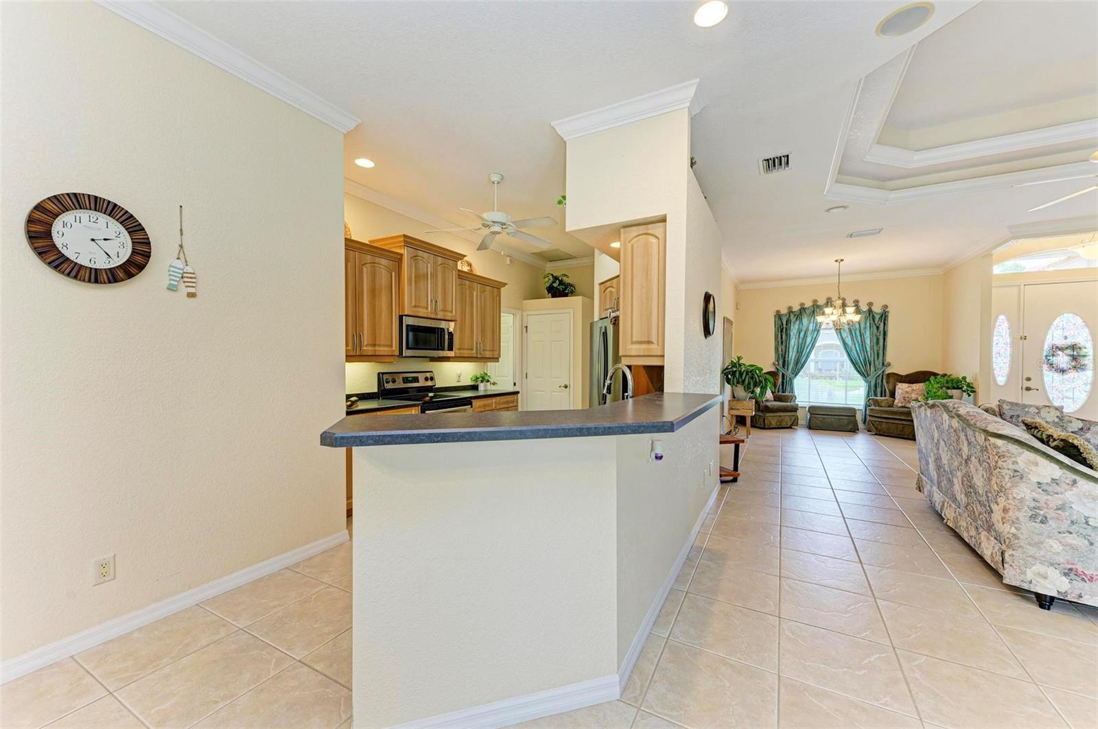 Listing photo id 19 for 2443 Silver Palm Road