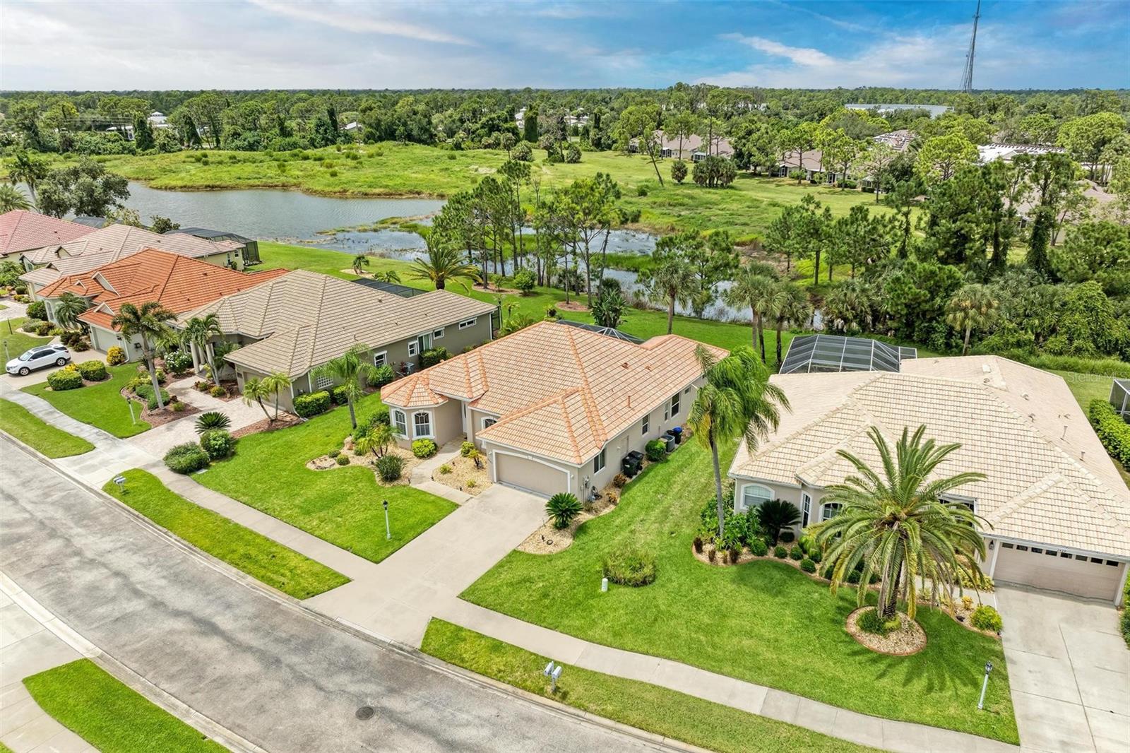 Listing photo id 1 for 2443 Silver Palm Road