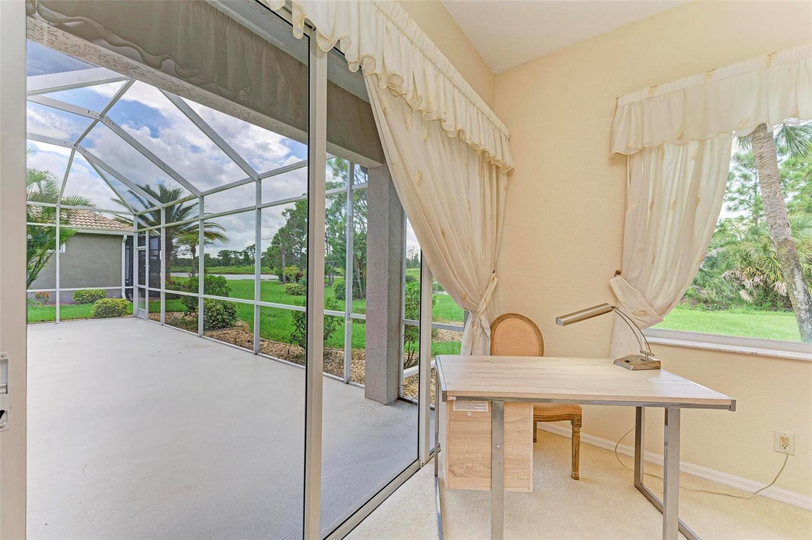 Listing photo id 29 for 2443 Silver Palm Road