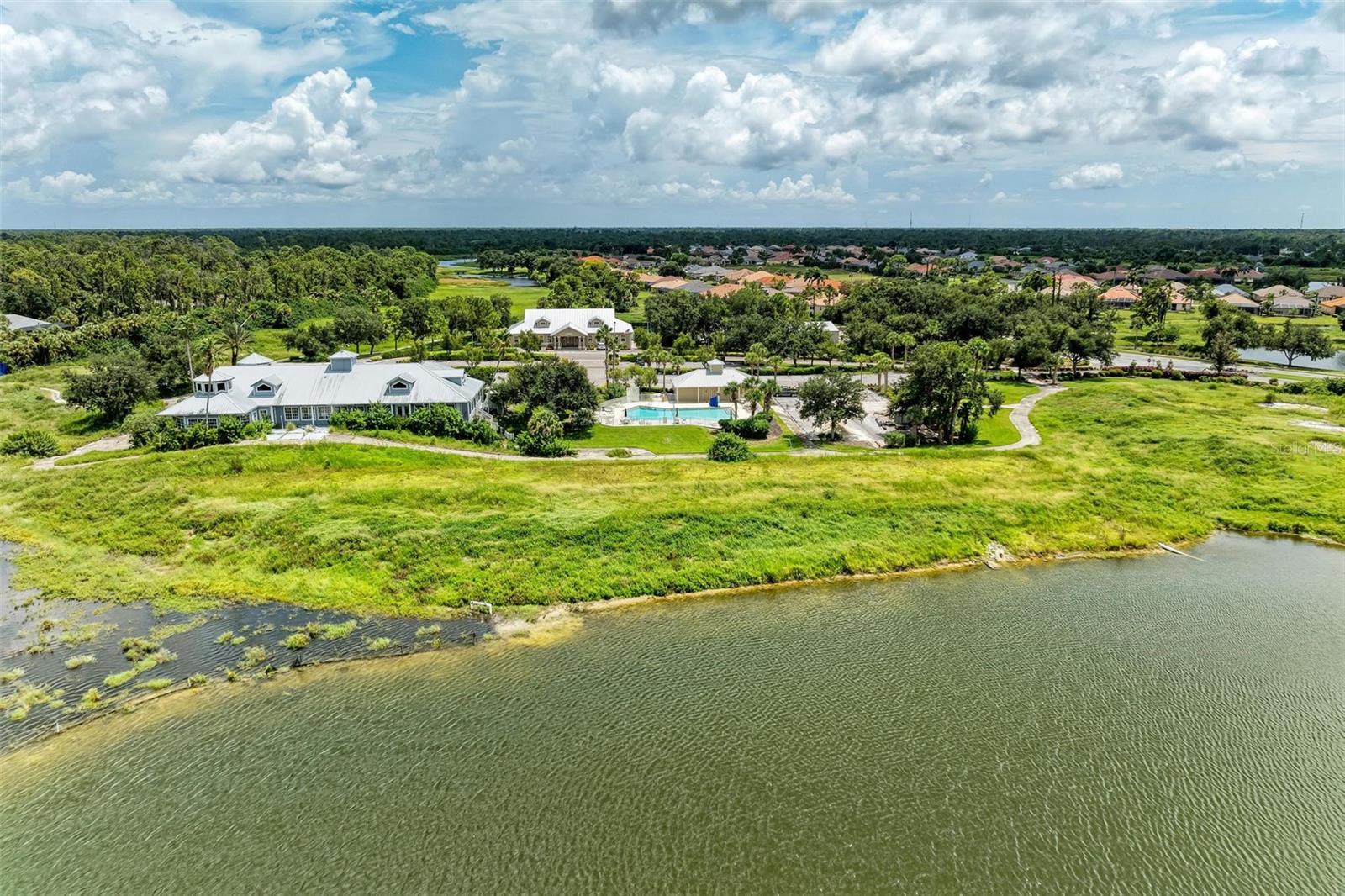 Listing photo id 55 for 2443 Silver Palm Road