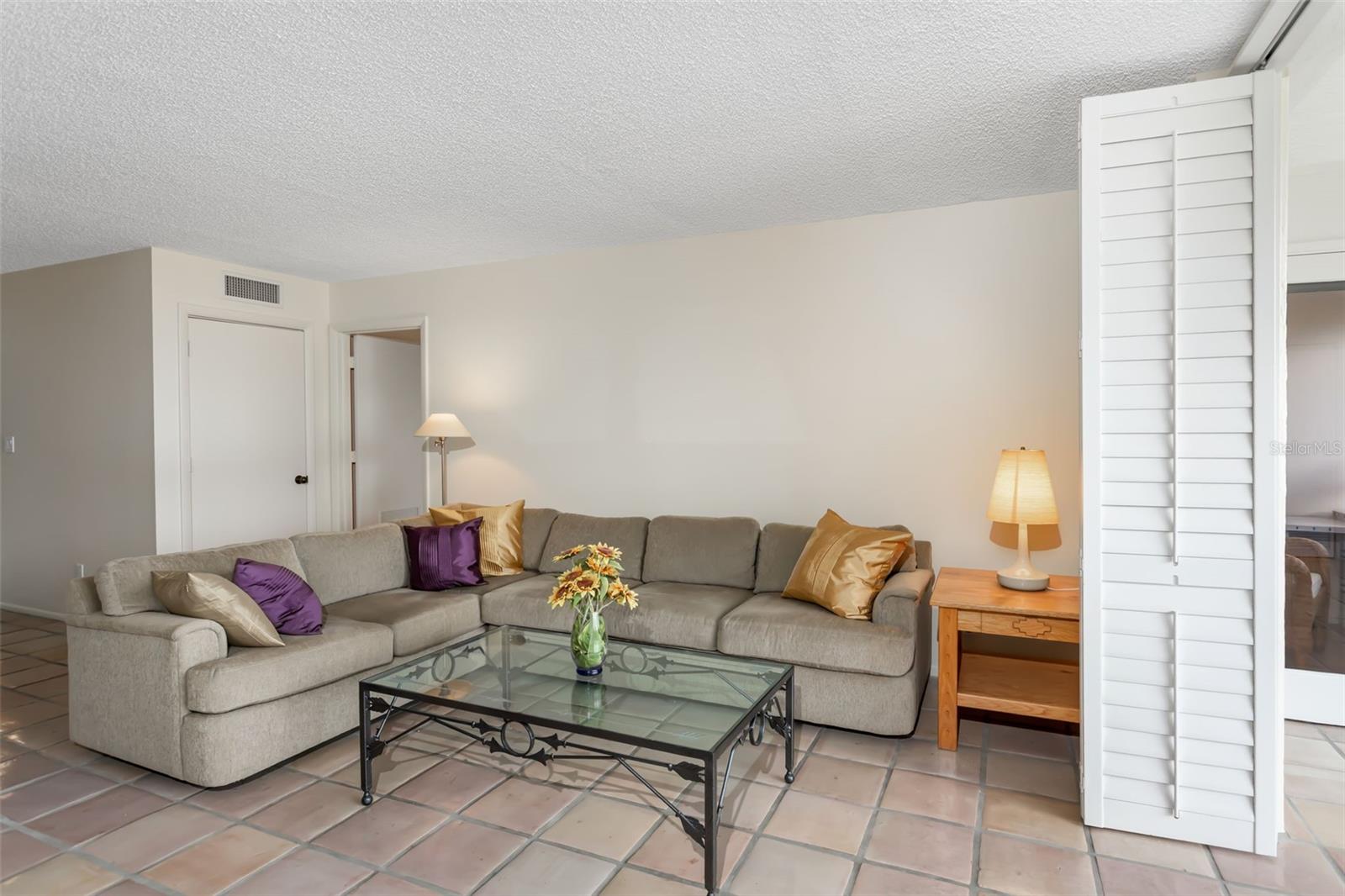 Image 21 of 57 For 815 Bayport Way 815