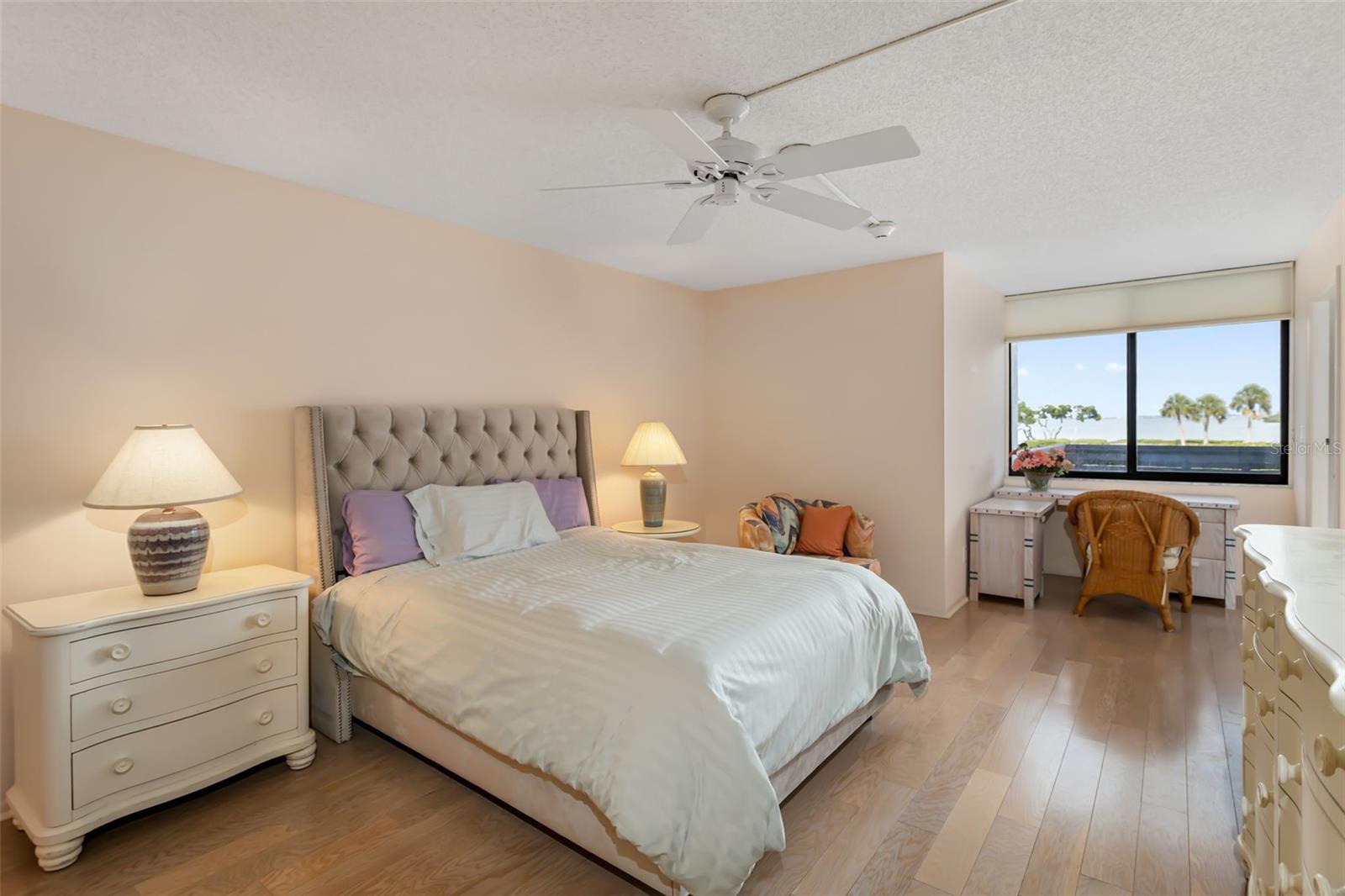 Image 24 of 57 For 815 Bayport Way 815