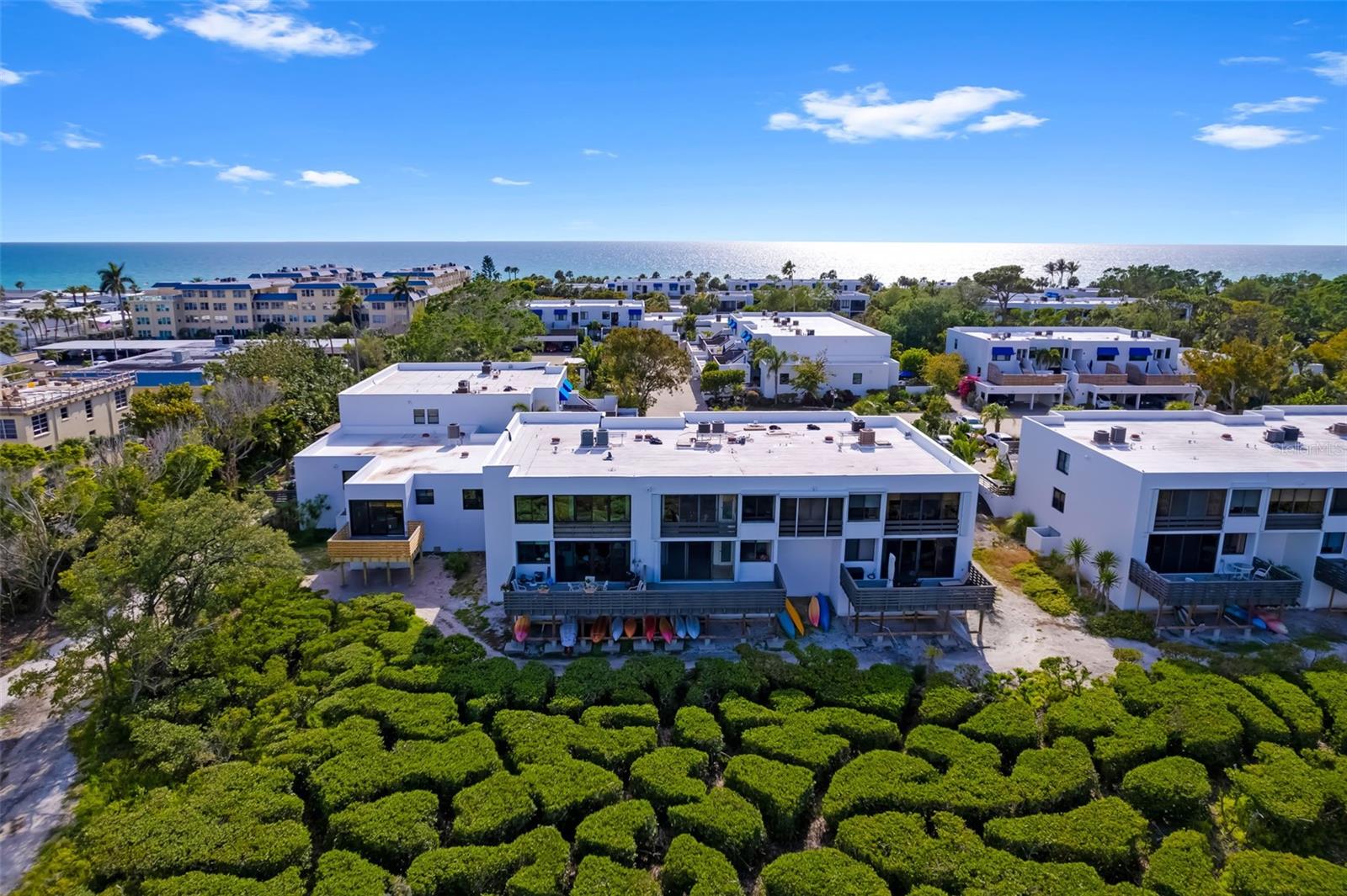 Image 39 of 57 For 815 Bayport Way 815