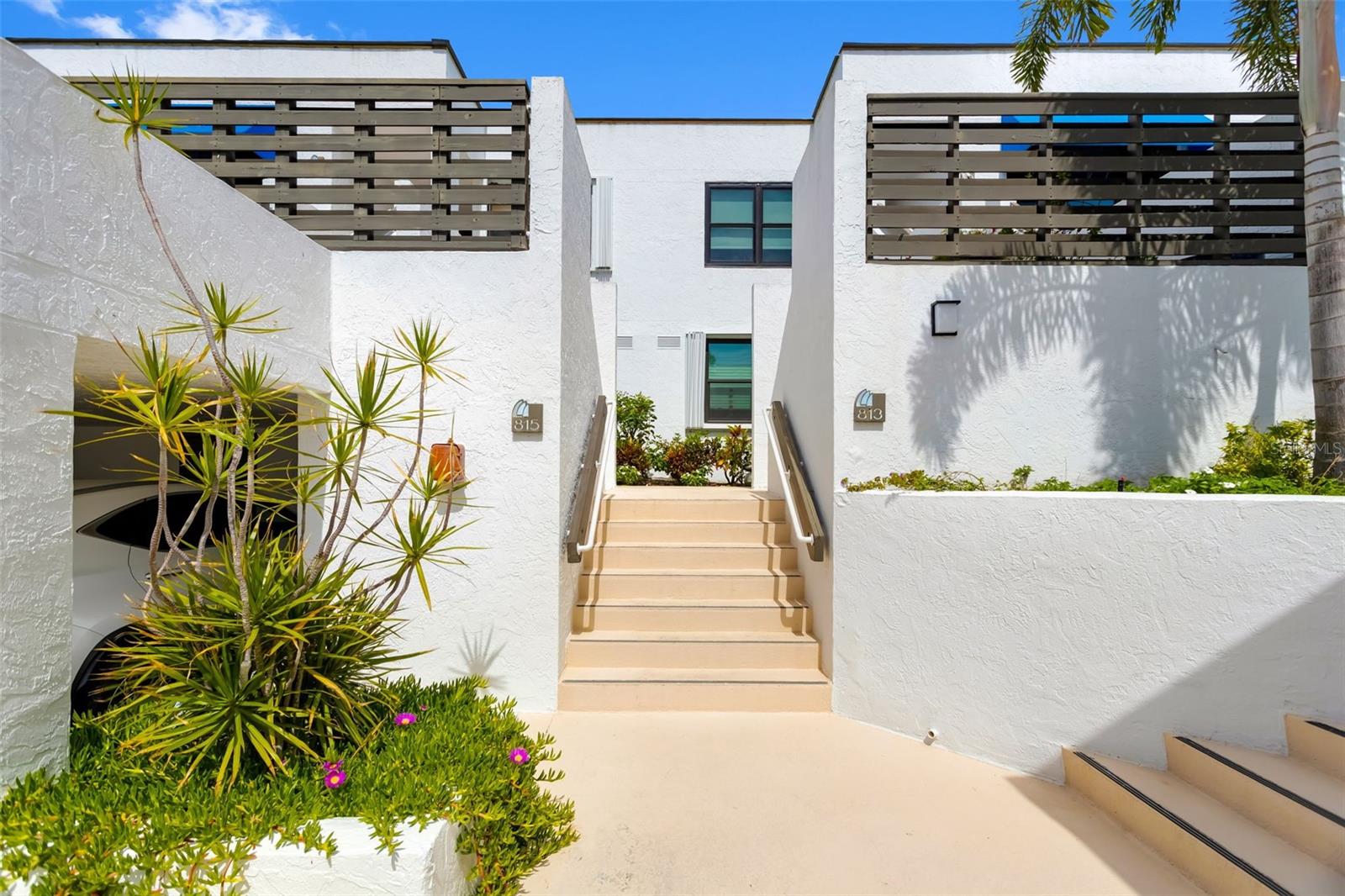 Image 5 of 57 For 815 Bayport Way 815