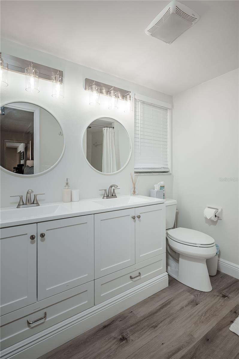 Image 19 of 30 For 7203 14th Avenue Nw