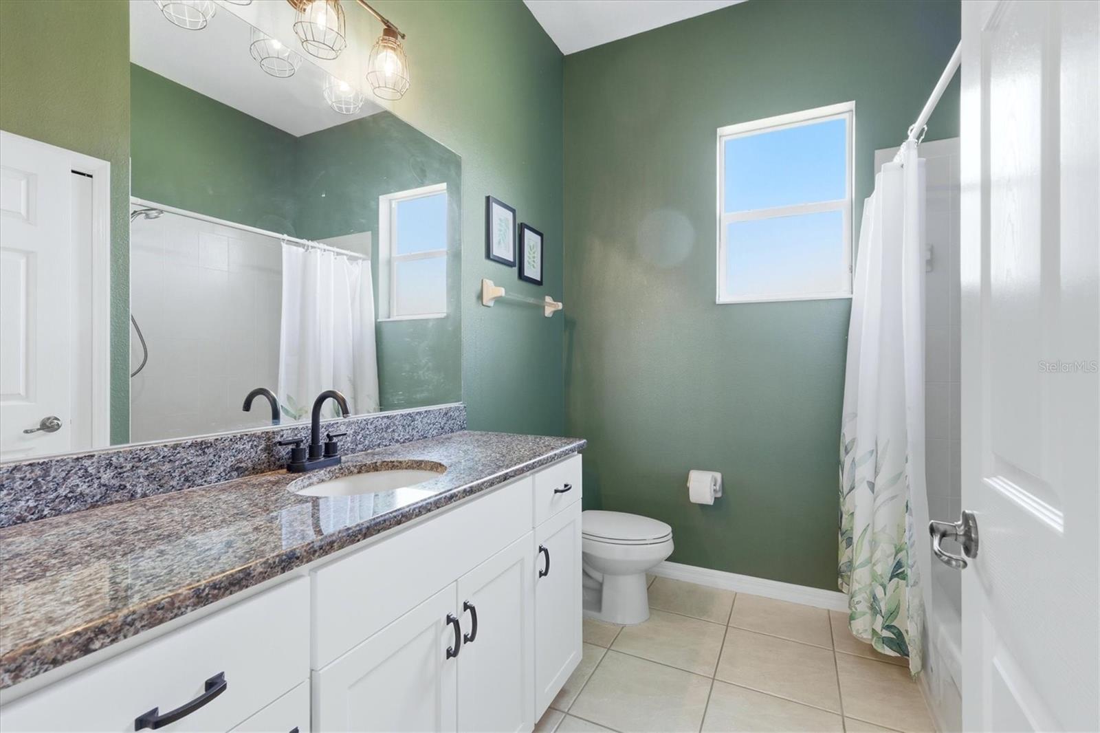 Listing photo id 18 for 510 147th Court Ne