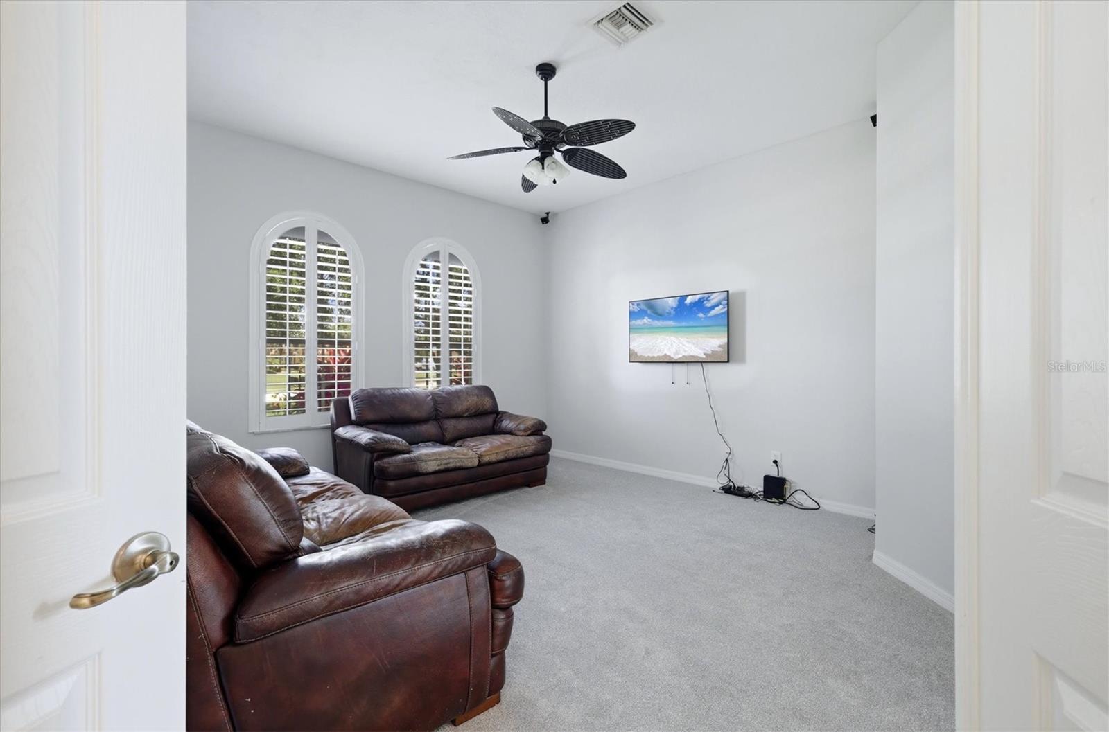 Listing photo id 22 for 510 147th Court Ne