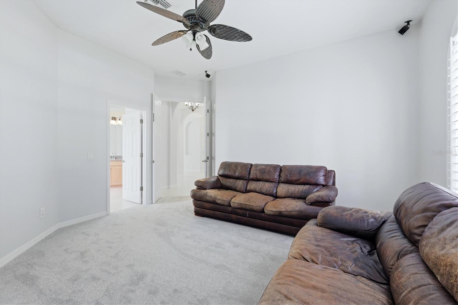 Listing photo id 23 for 510 147th Court Ne