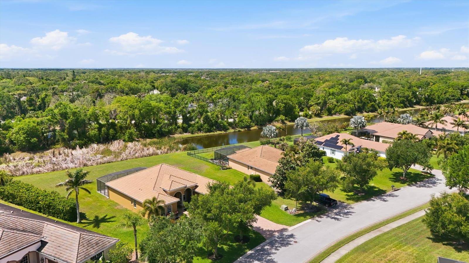 Listing photo id 36 for 510 147th Court Ne