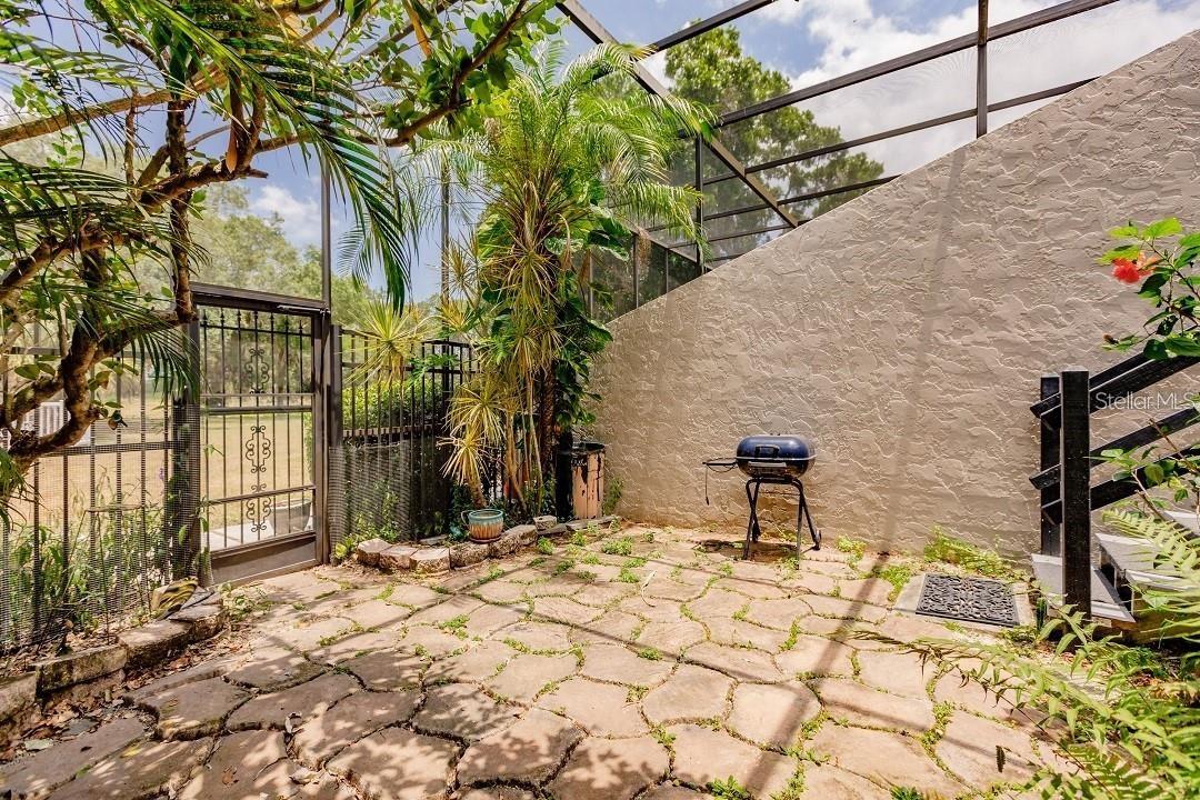 Image 2 of 10 For 323 Bobby Jones Road 323