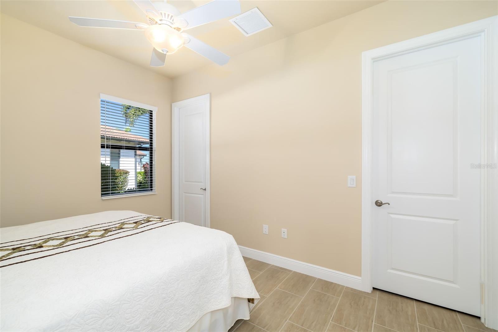 Image 35 of 85 For 10730 Ironbridge Drive