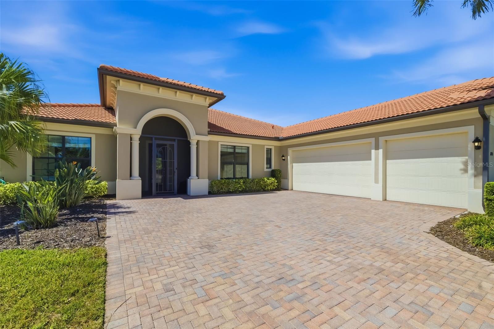 Image 4 of 85 For 10730 Ironbridge Drive
