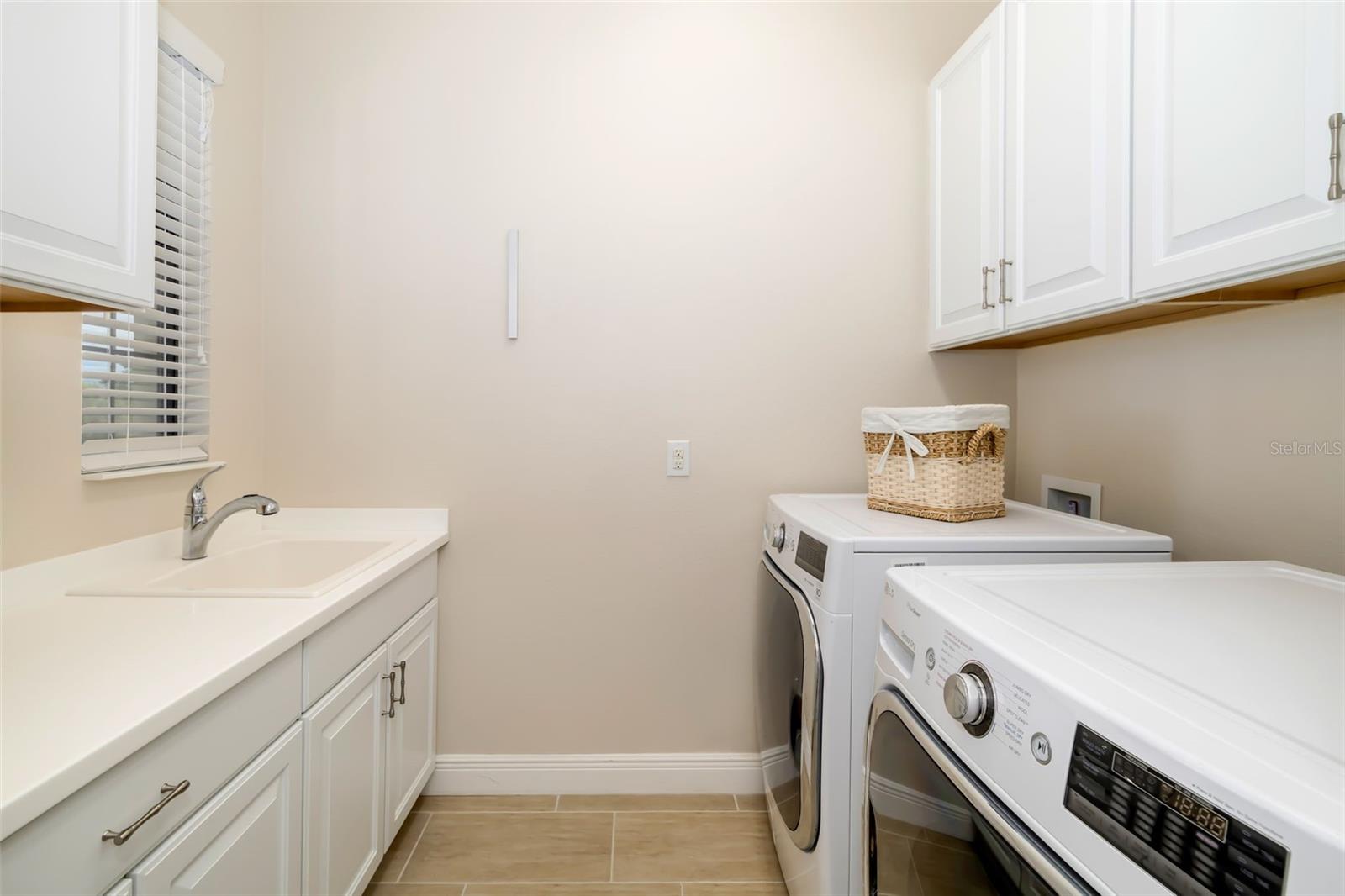 Image 42 of 85 For 10730 Ironbridge Drive