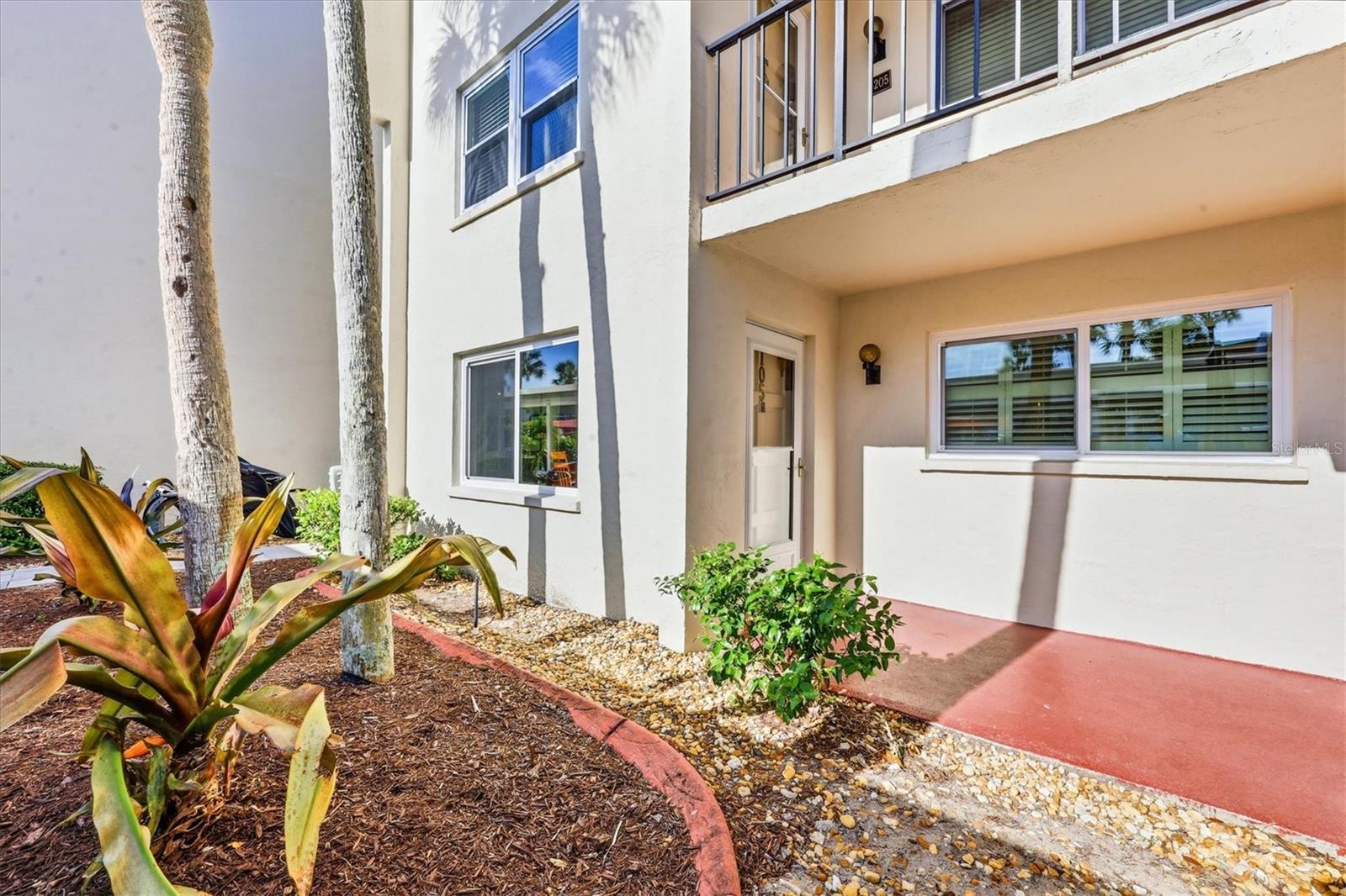 Image 37 of 79 For 260 Santa Maria Street 105