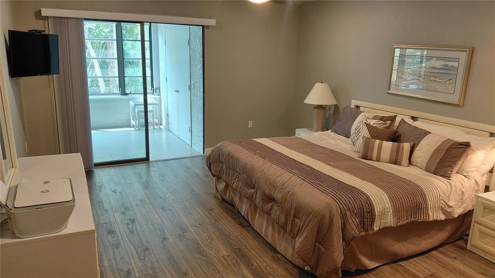 Image 14 of 17 For 146 Wild Palm Dr  146