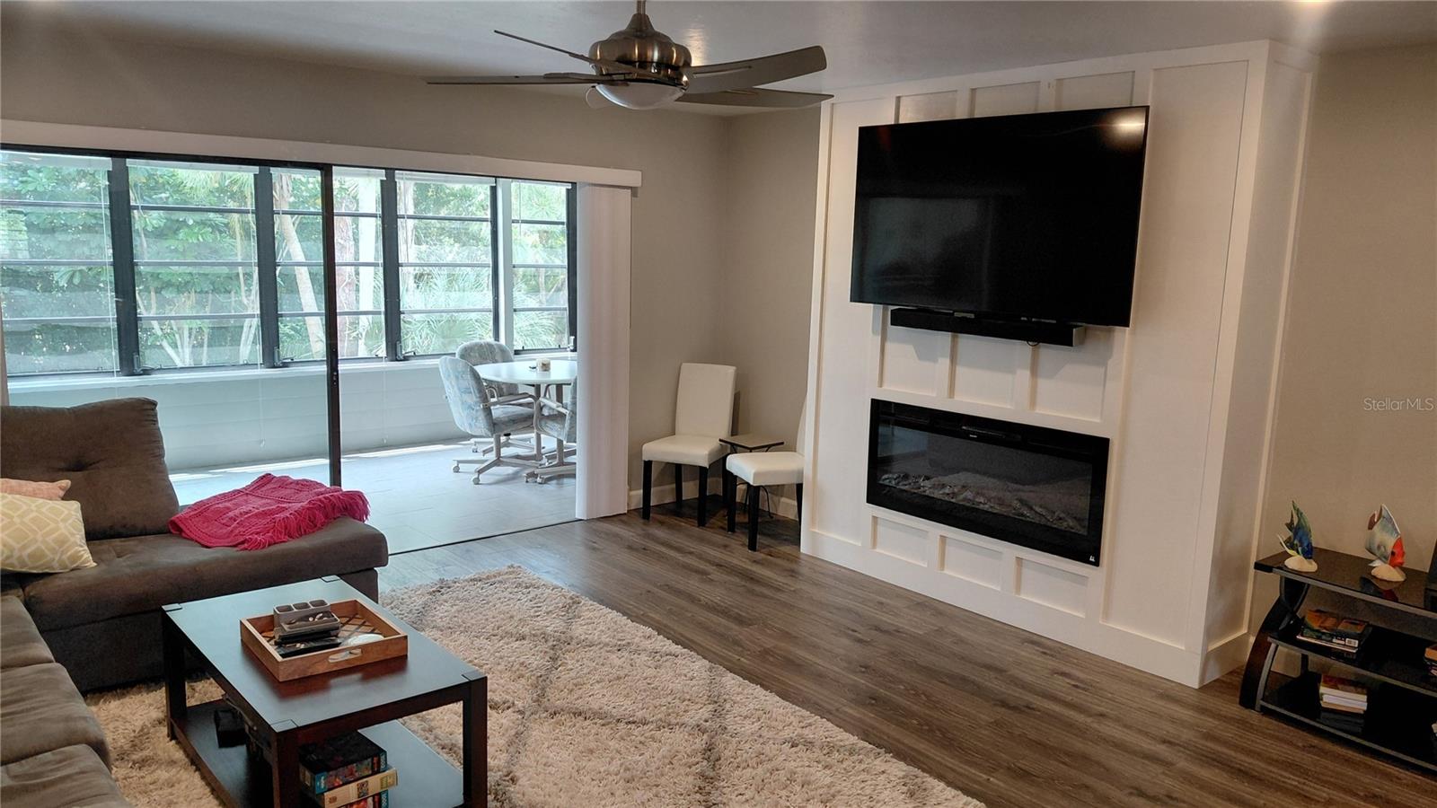 Image 7 of 17 For 146 Wild Palm Dr  146