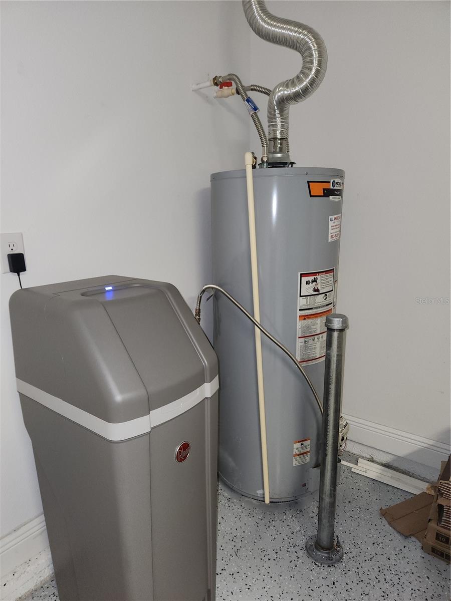 Image 25 of 28 For 12569 Oak Hill Way