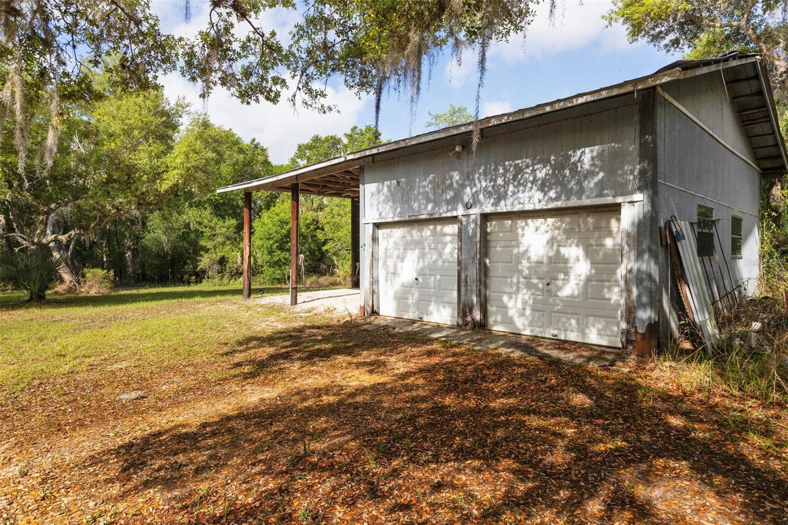 Image 26 of 40 For 8096 Golden Glade Avenue